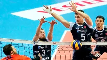 MONSTER Blocks 1 v 1 | Best Middle Blockers in the World